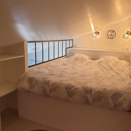 Mezza'Nimes Apartment Luaran gambar